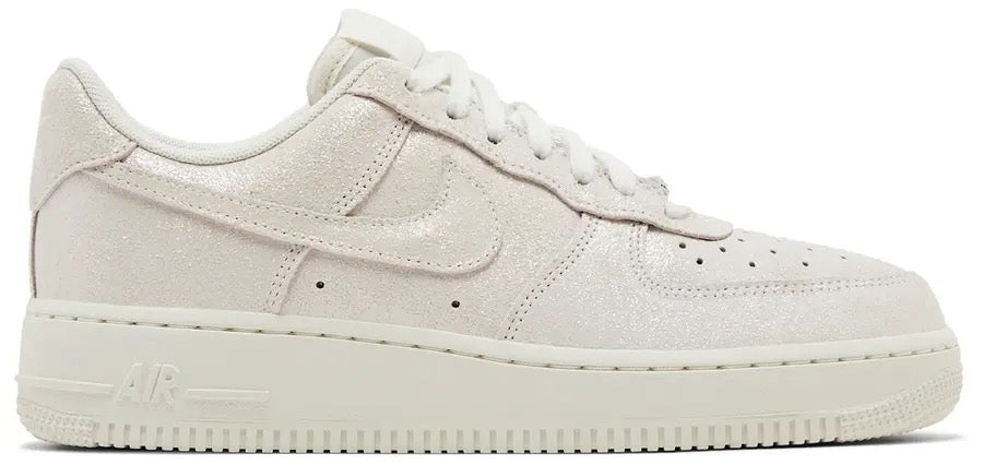 Wmns Air Force 1 '07 Sail Glittery Suede