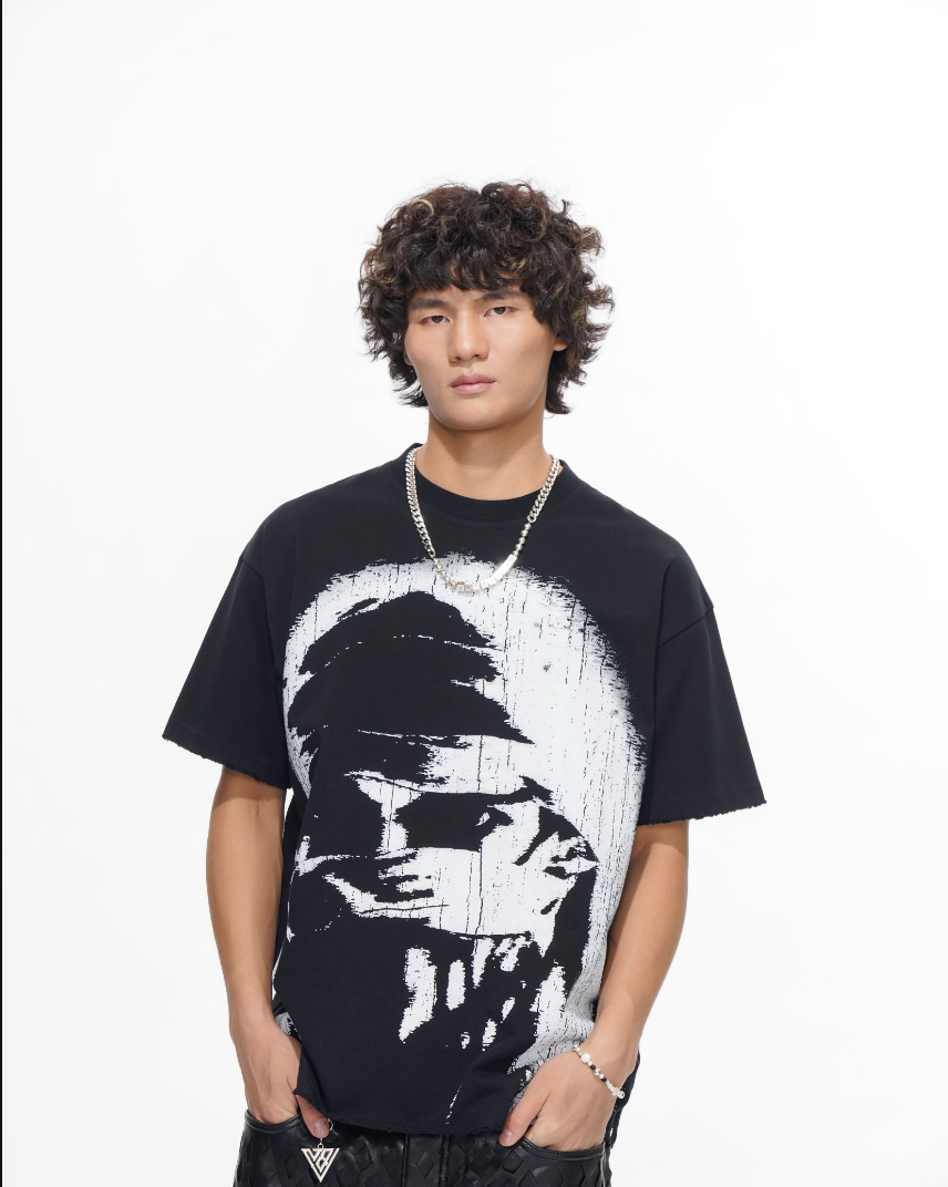 Valabasas "Resistance Black Tee