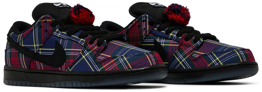 Nardwuar x Nike Dunk Low SB Tam O Shanter Hat sneaker