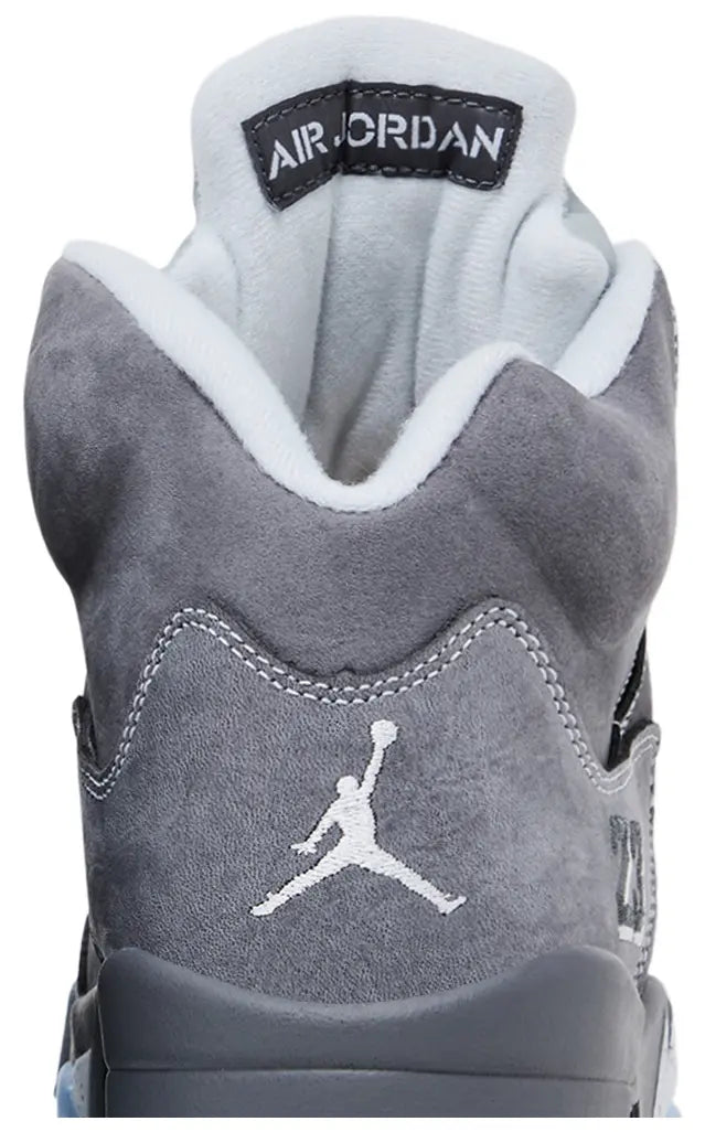 Air Jordan 5 Retro Wolf Grey sneaker, detail view