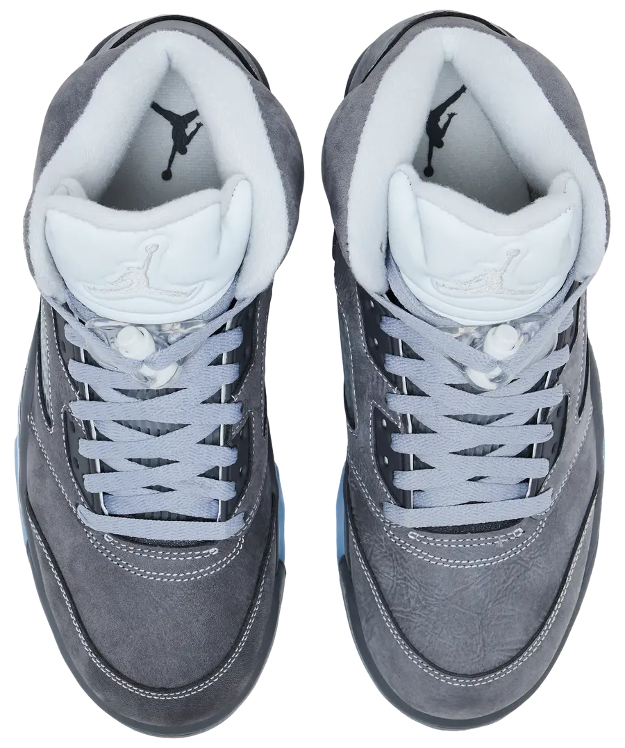Air Jordan 5 Retro Wolf Grey sneaker, pair view