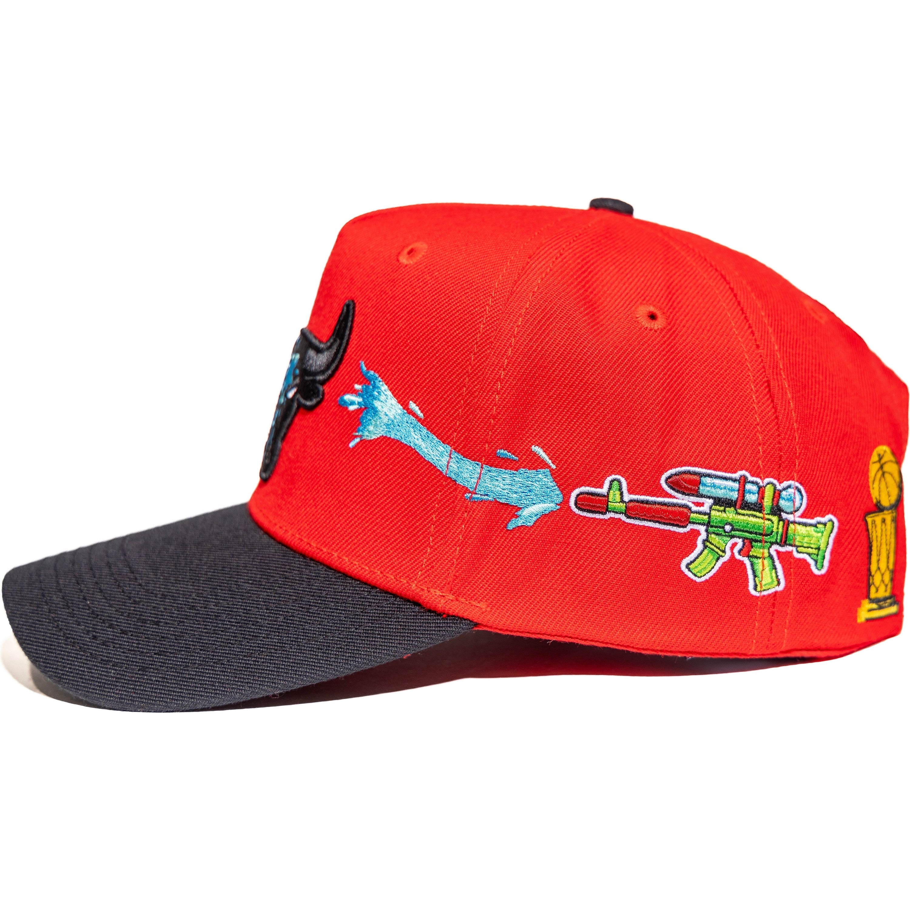 Chicago Bulls Splash Logo Strapback Hat – Red/Black