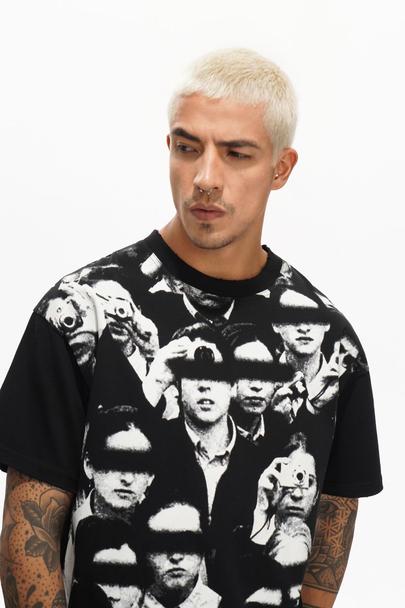 Valabasas CLUSTER Tee- Black