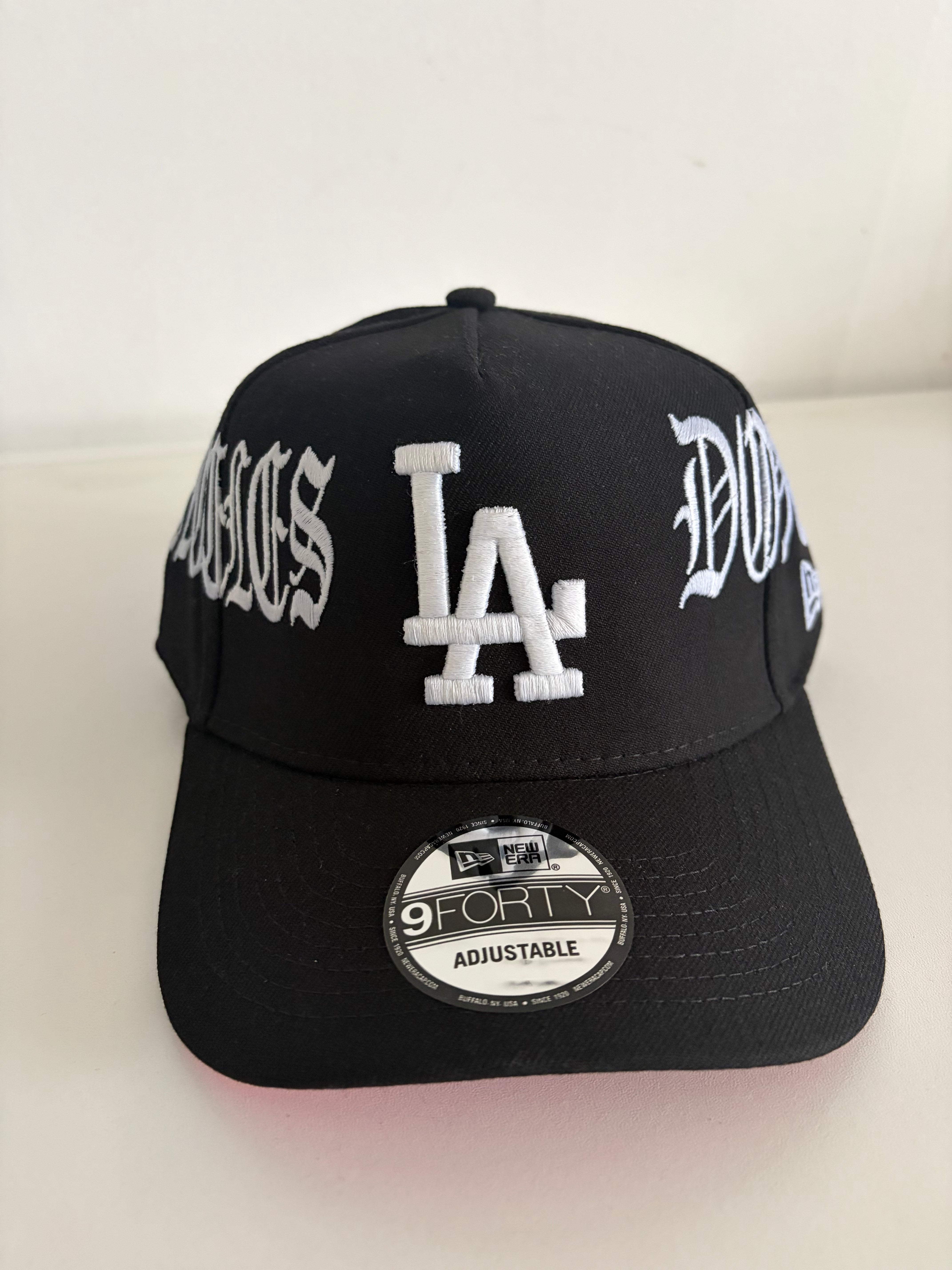 New Era LA Dodgers Old English Script 9FORTY Adjustable Cap – Black/White
