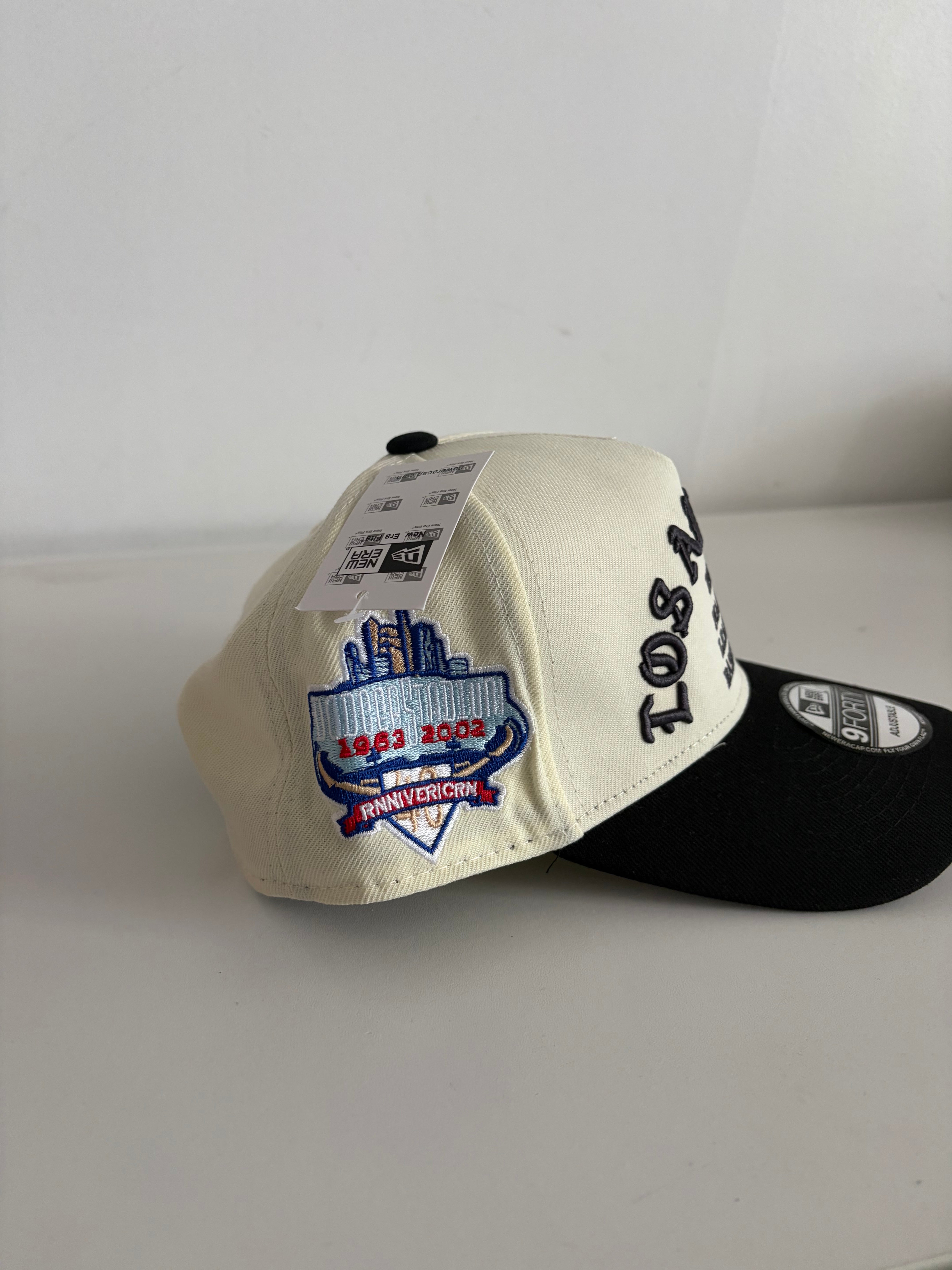 New Era Los Angeles Dodgers 9FORTY Adjustable Cap – Cream/Blue with World Series Patch (Copy)