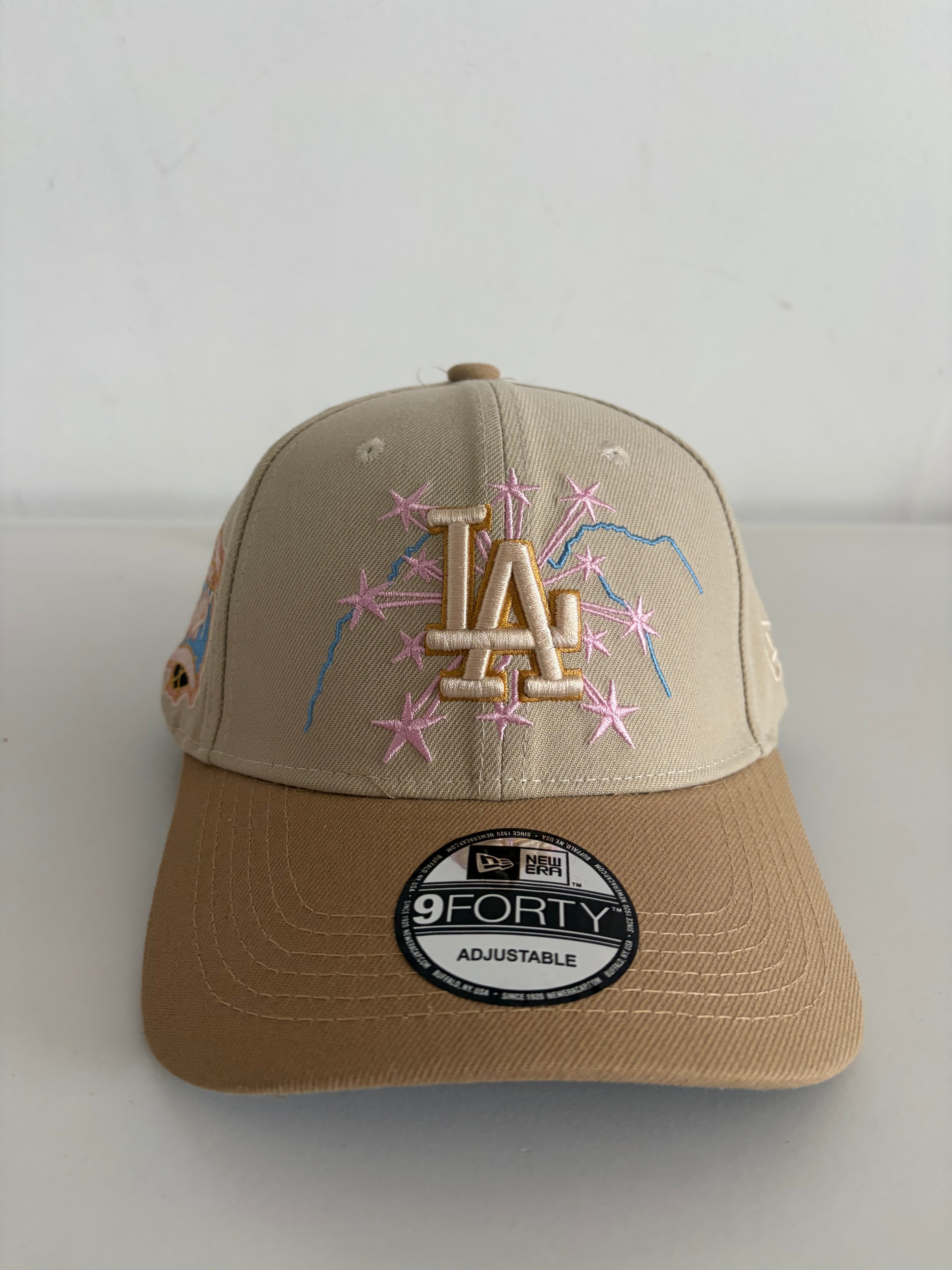 New Era Los Angeles Dodgers 9FORTY Adjustable Cap – Tan “Fireworks Anniversary” Edition