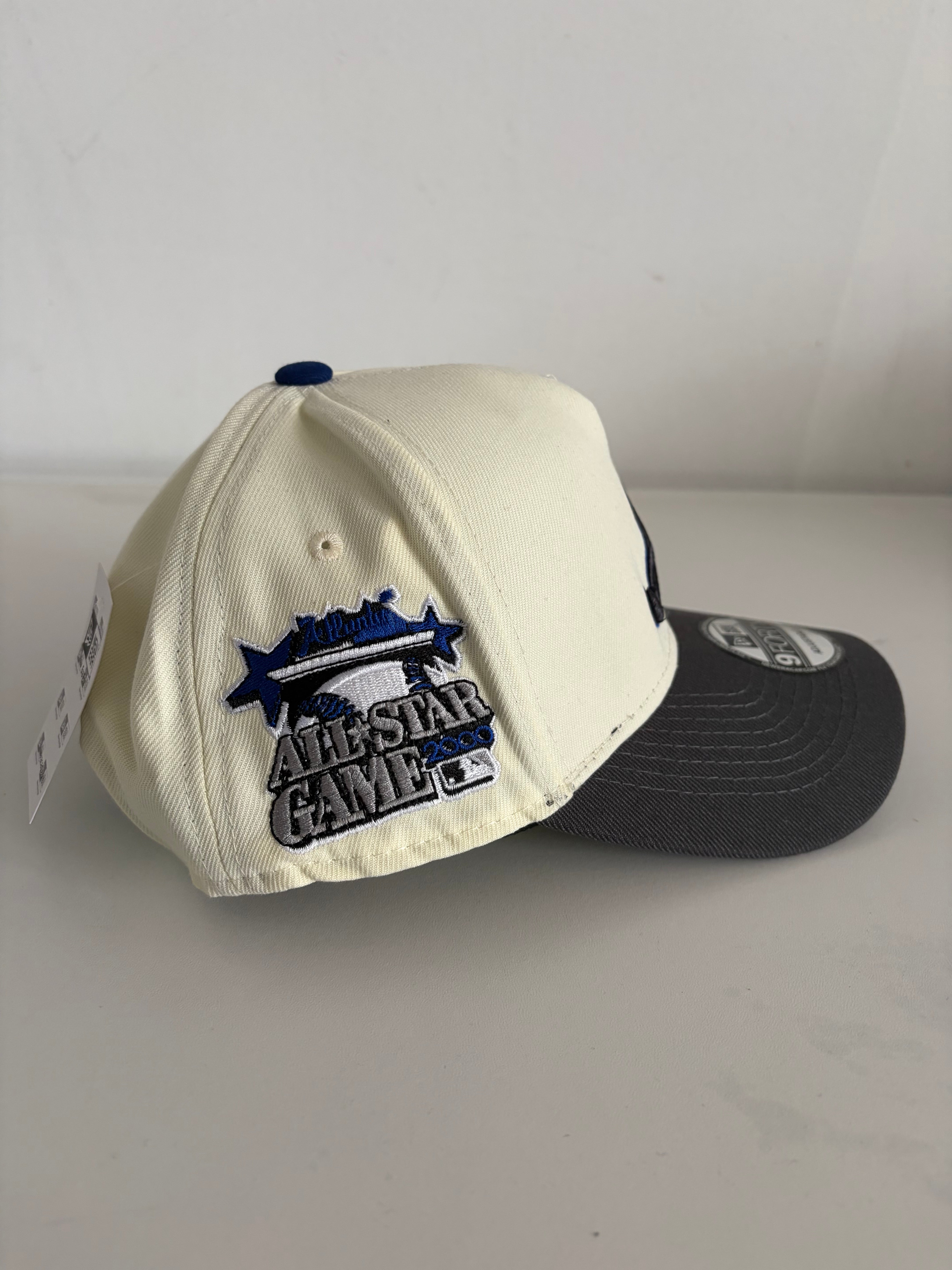 New Era Atlanta Braves 9FORTY Adjustable Cap – Cream/Charcoal 2000 All-Star Game Edition