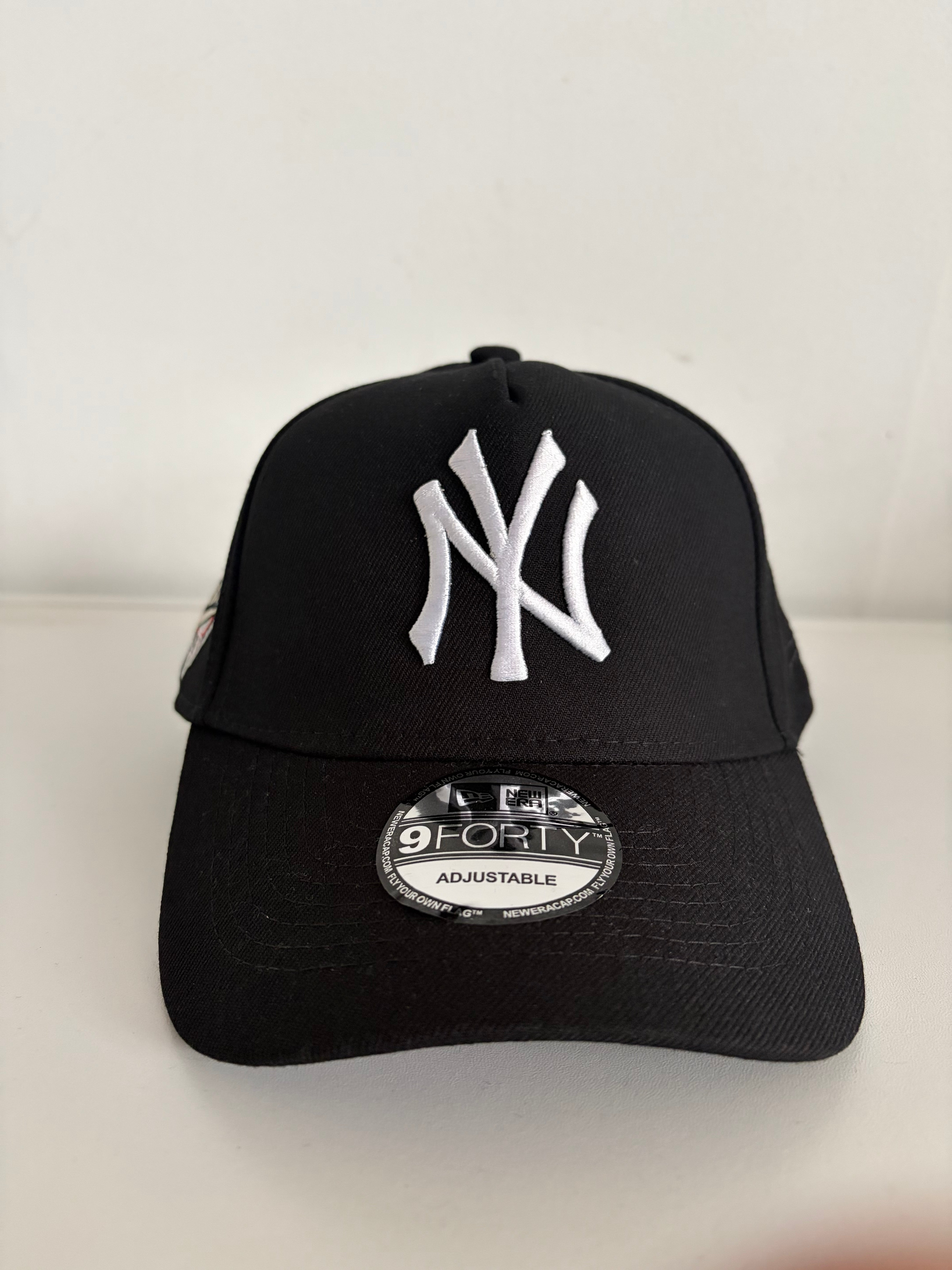 New Era New York Yankees 9FORTY Adjustable Cap – Black w/ 1996 World Series Patch
