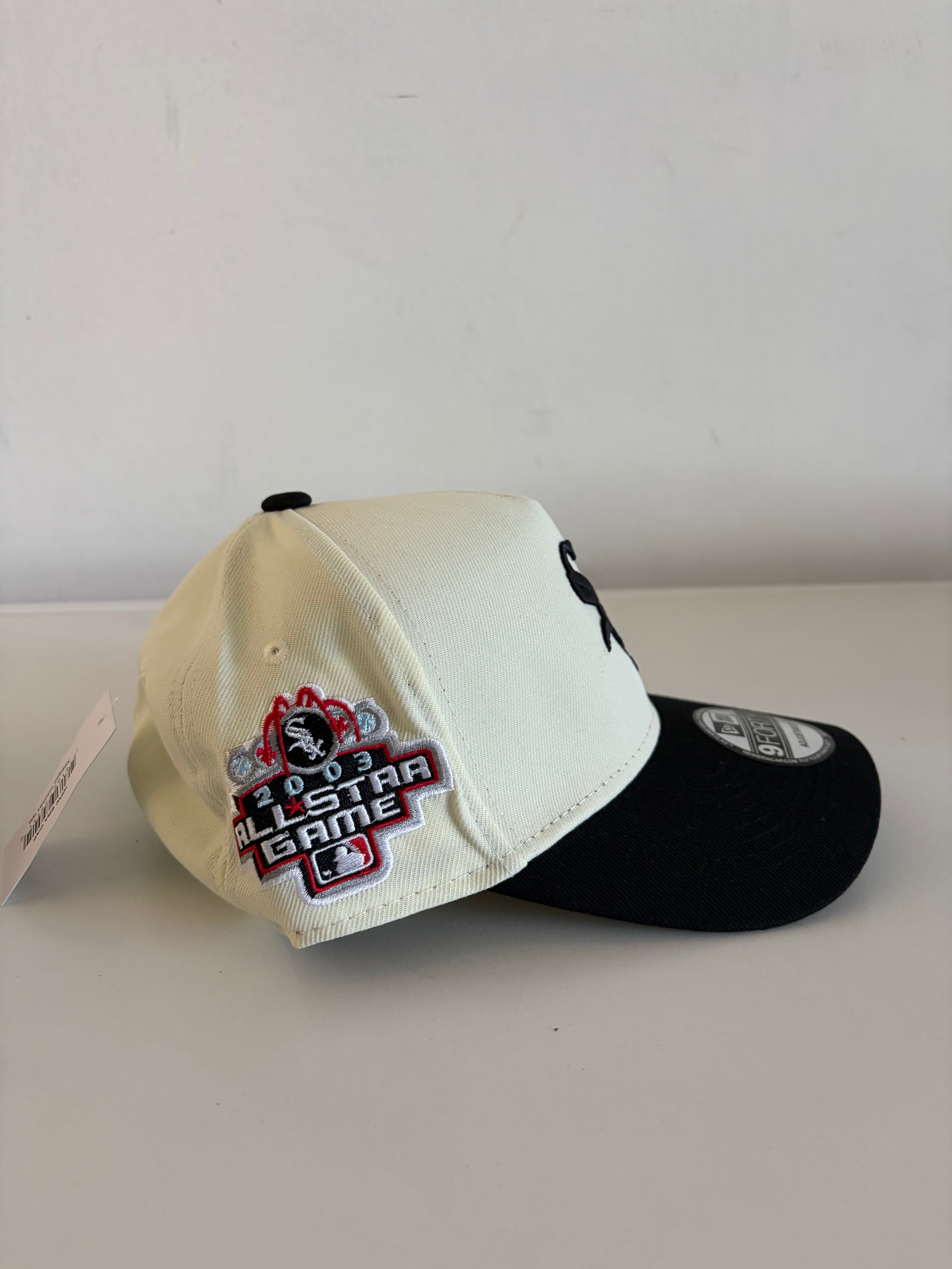New Era Chicago White Sox 9FORTY Adjustable Cap – Cream & Black w/ 2003 All-Star Game Patch