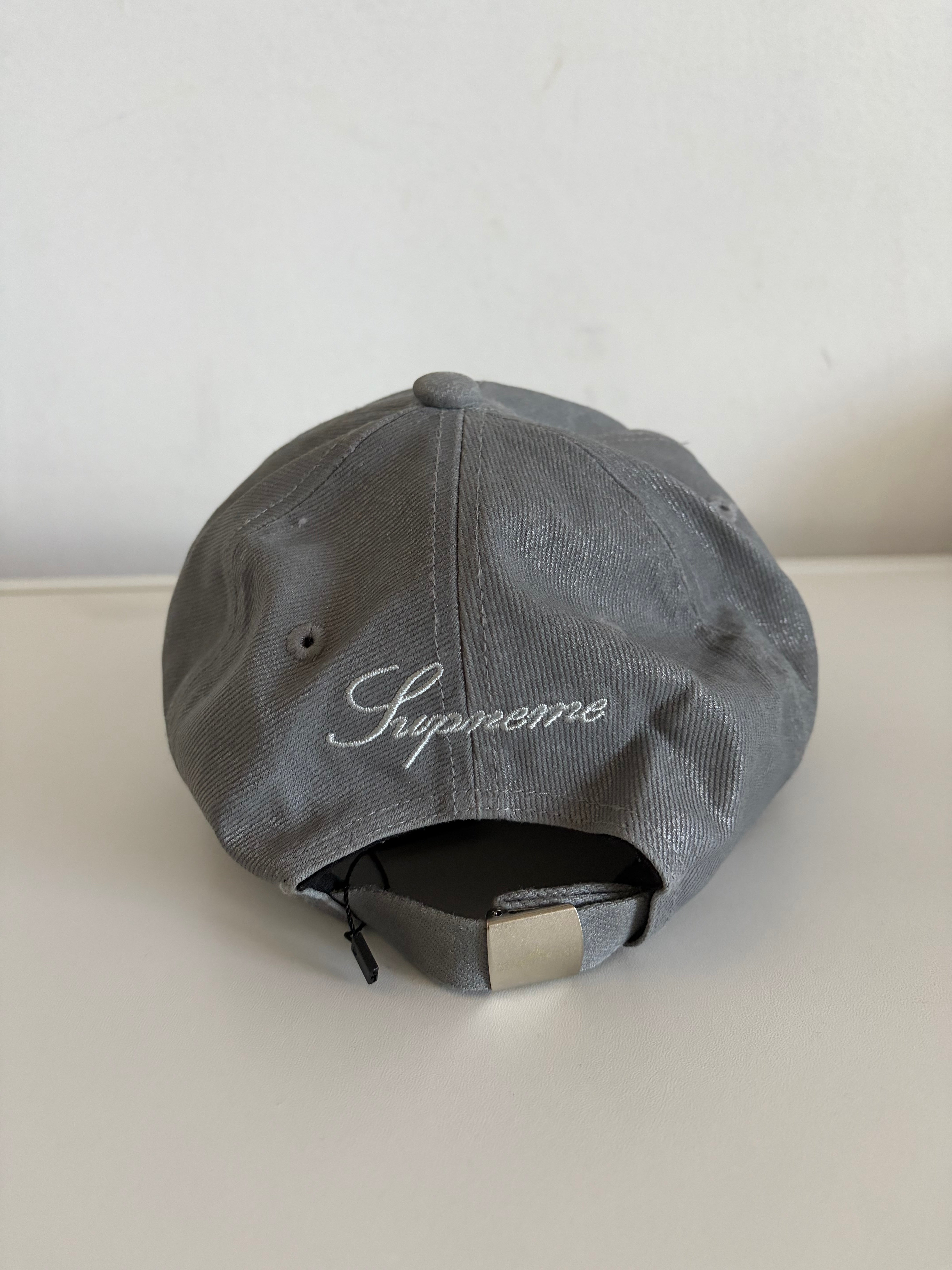 Supreme x GORE-TEX Script Logo Strapback Cap – Grey