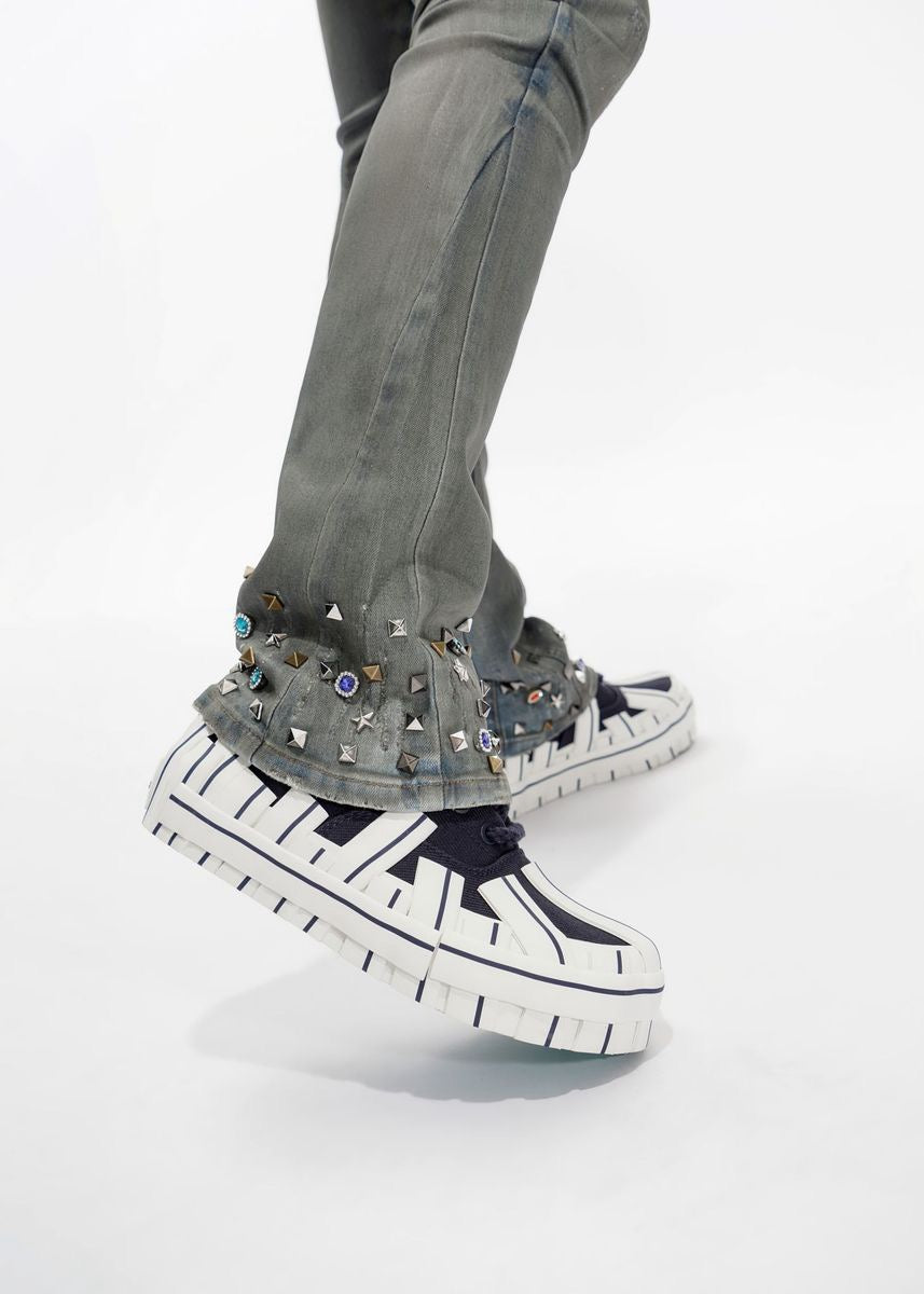 Valabasas "Ion" 33" Stacked Dk.Dirty Blue Waxed