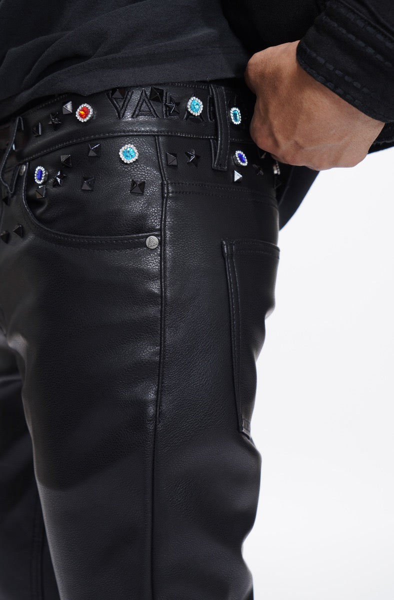 Valabasas "Ion" 33" Stacked Leather Black