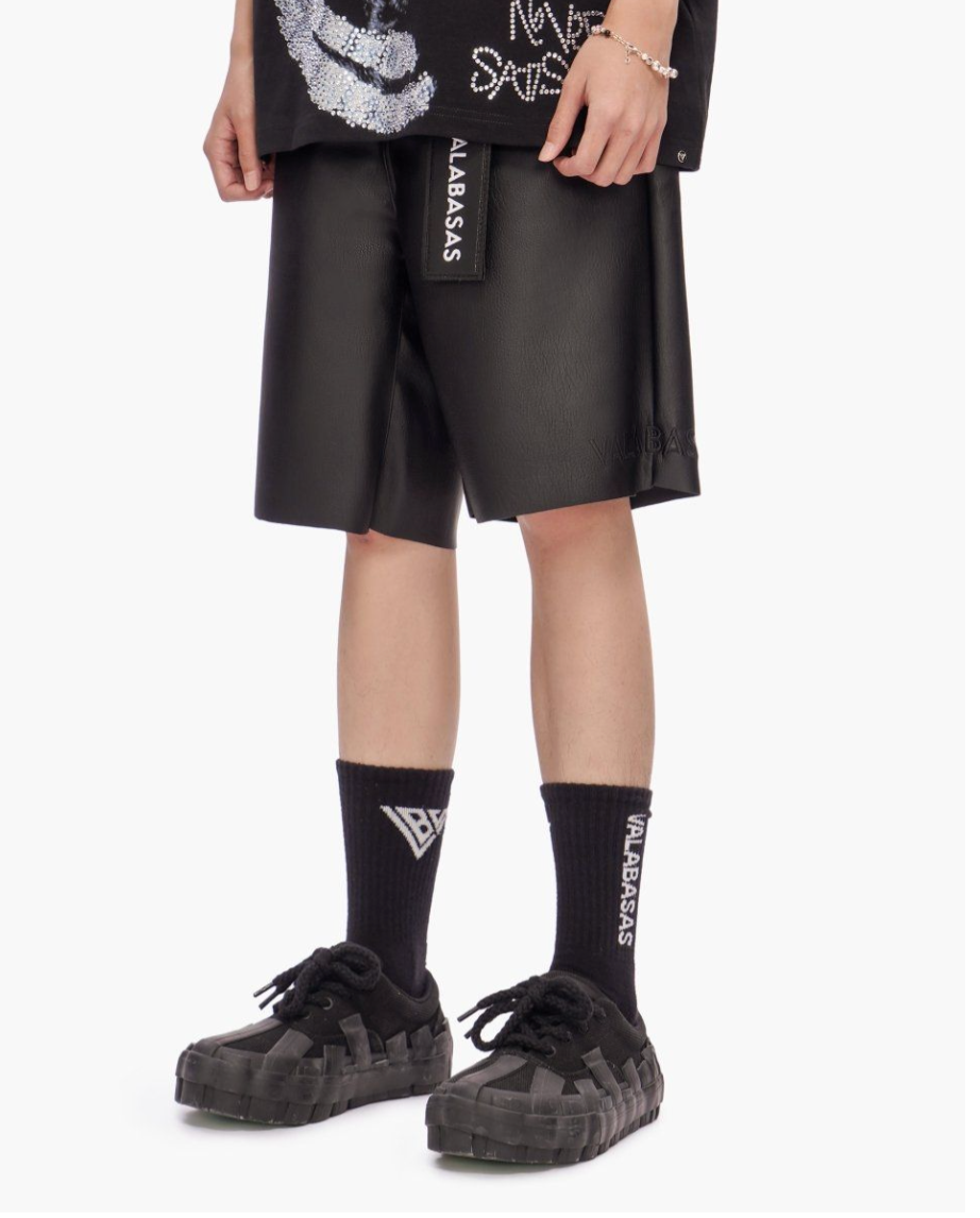 Valabasas "Mr. Shorts" Black Leather
