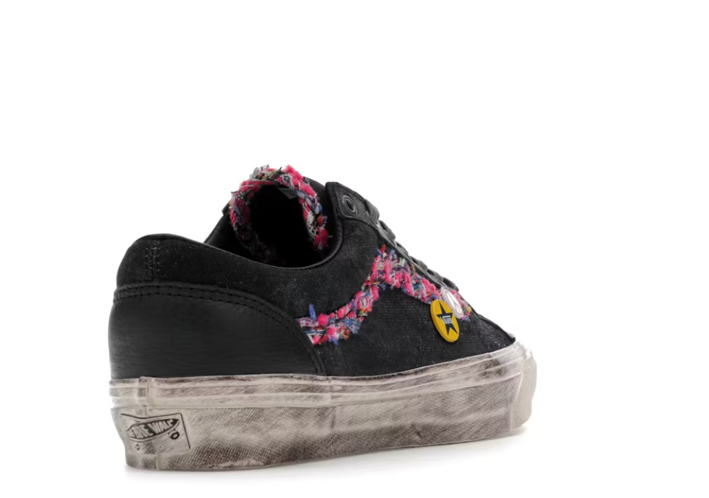 Vans 'Souvenir' Black