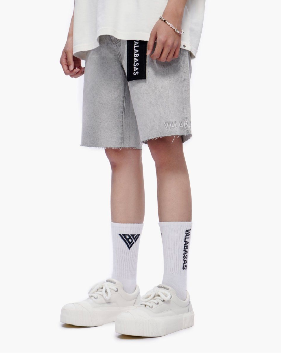 Valabasas "Mr. Shorts" Snow Grey