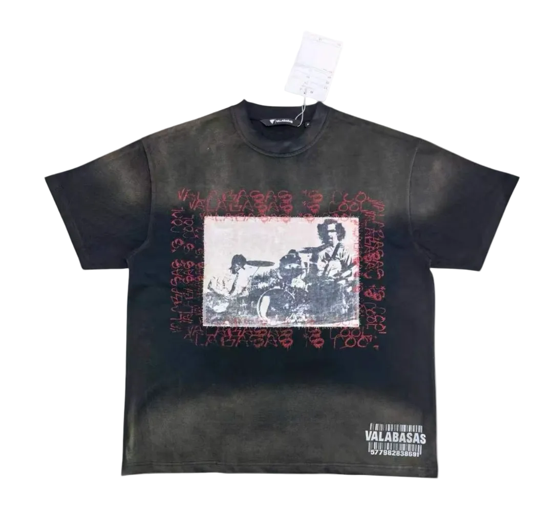Valabasas "Stand Out" Black Tee