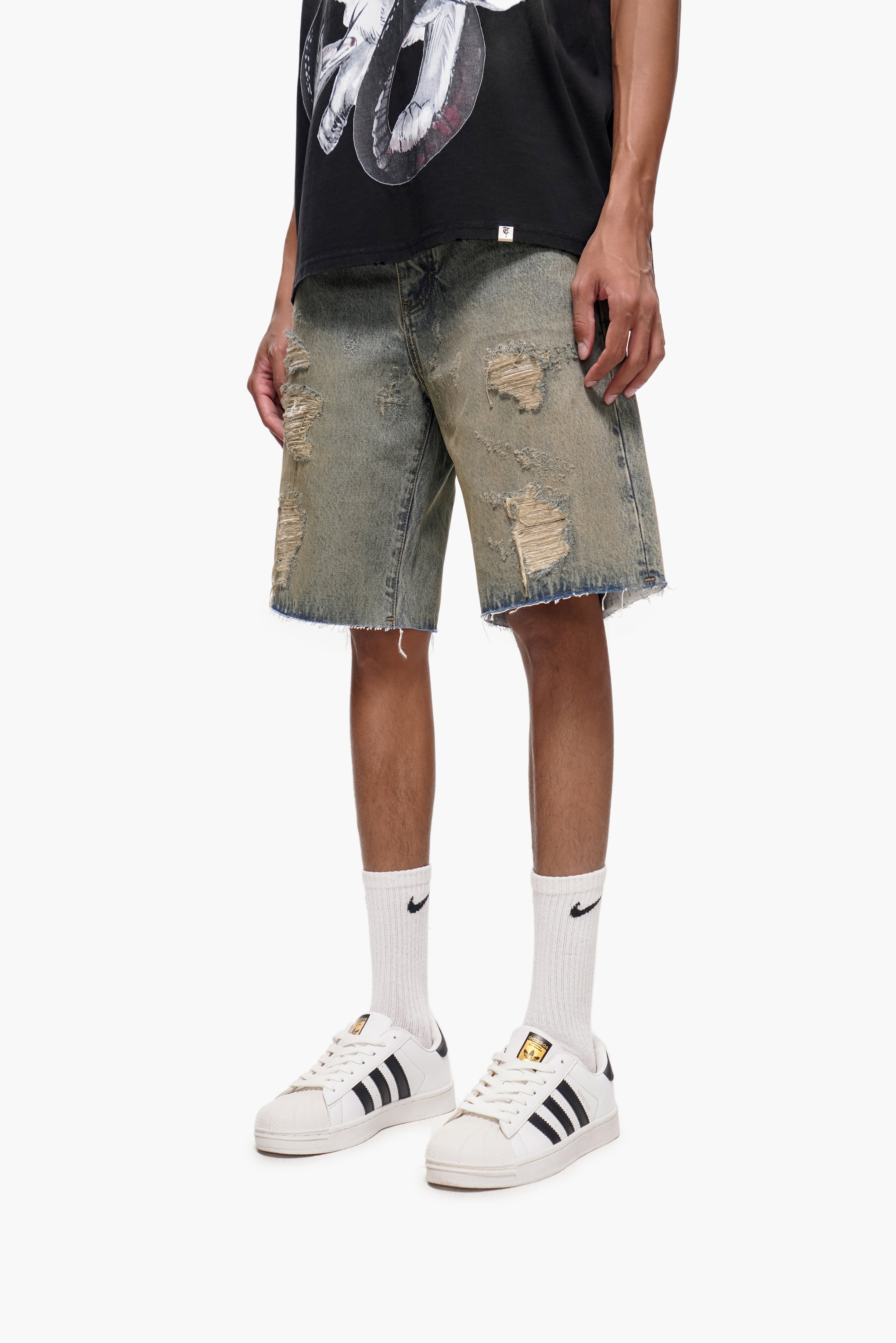 DISTRICT - Vintage Wash Denim Shorts