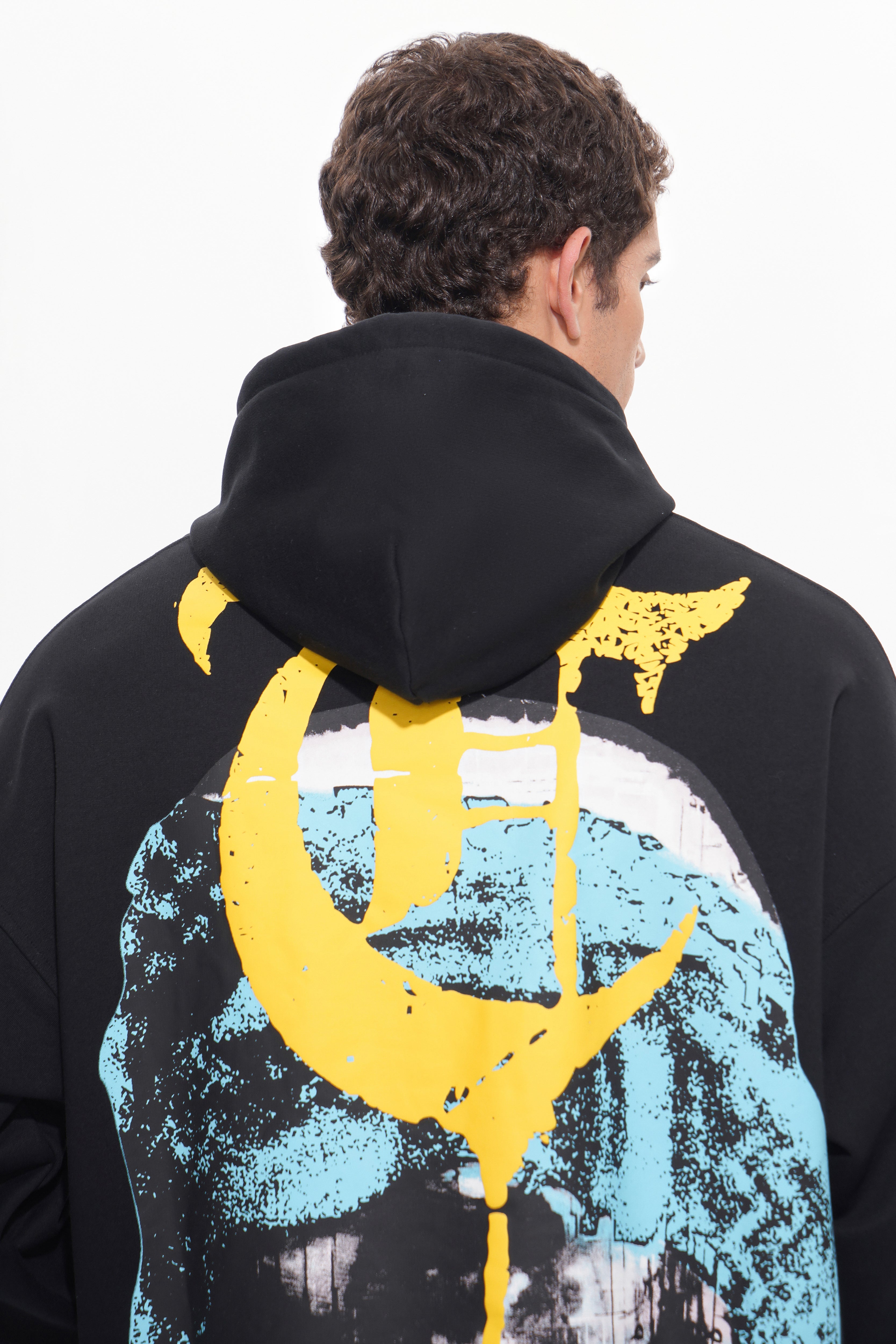 SIGHT OF THE SHORE Black Hoodie