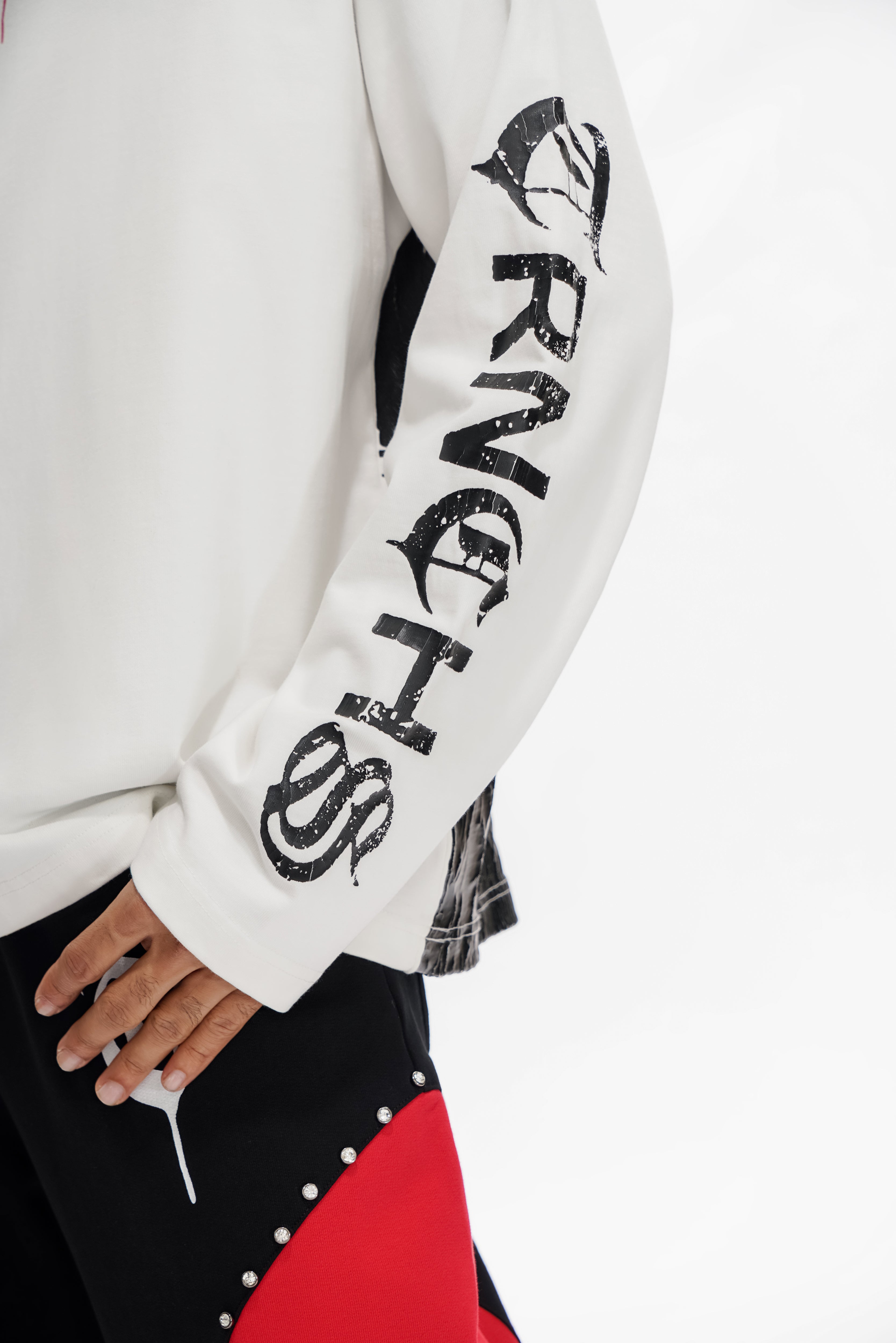 "HIND RAJAB" White Long-sleeve Tee