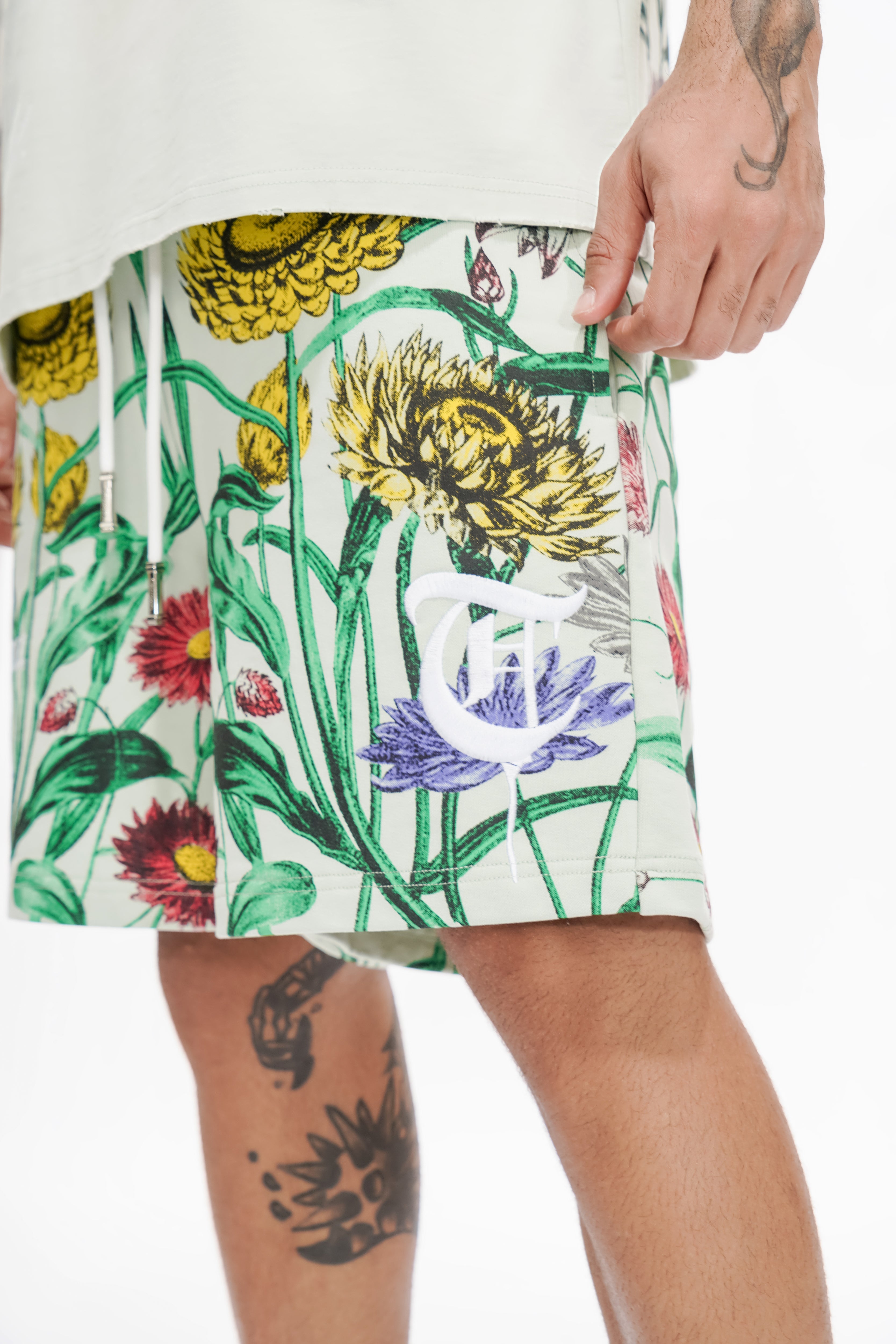 GROWN IN WAR SHORTS