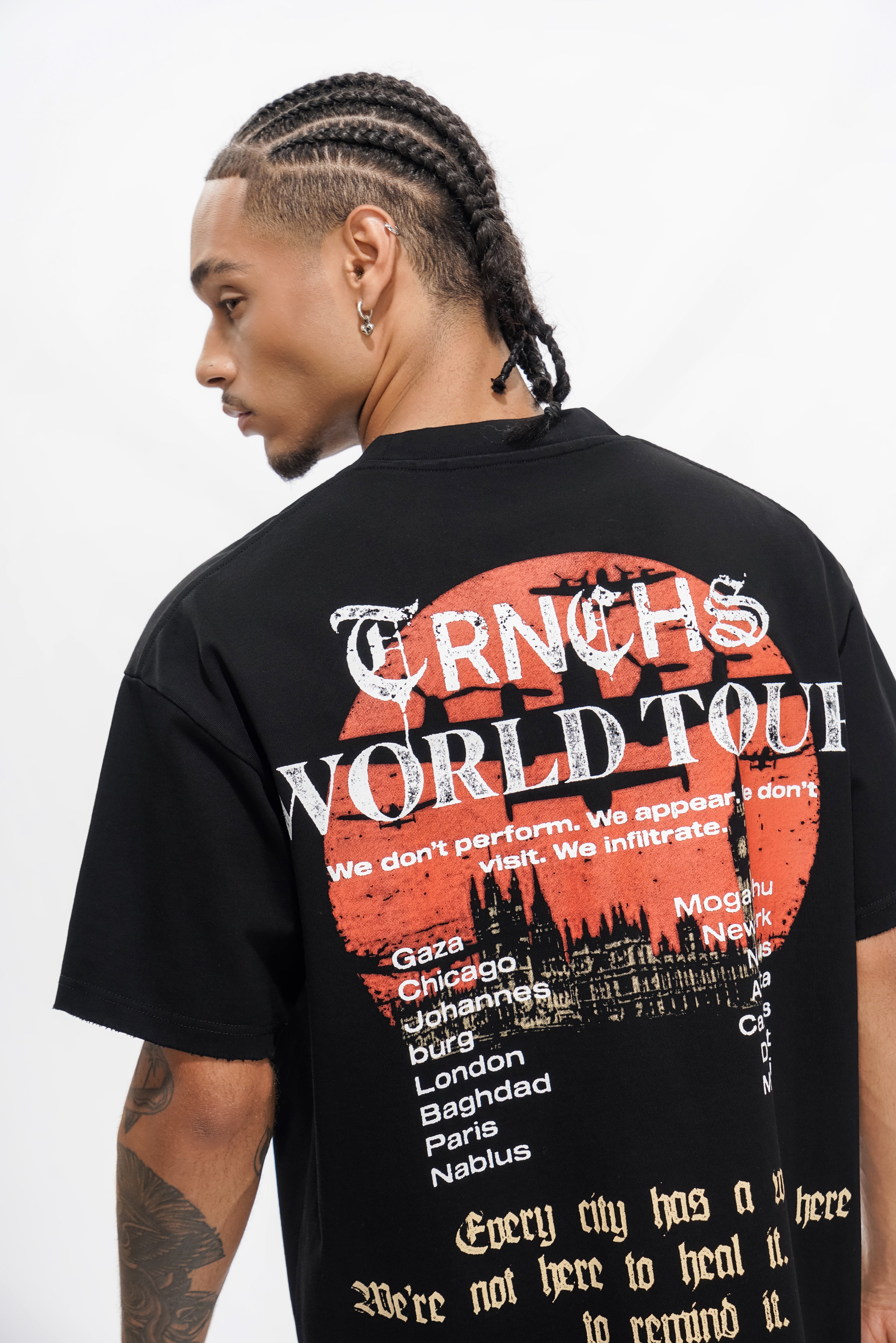 "WAR TOUR" Black Tee