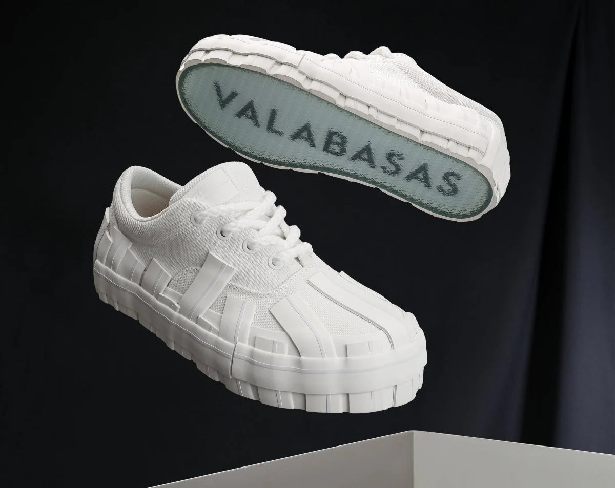 Valabasas "Yuratsu 100 White Shoes